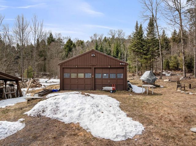777 Tenney Pond Road, Newbury, VT 05051