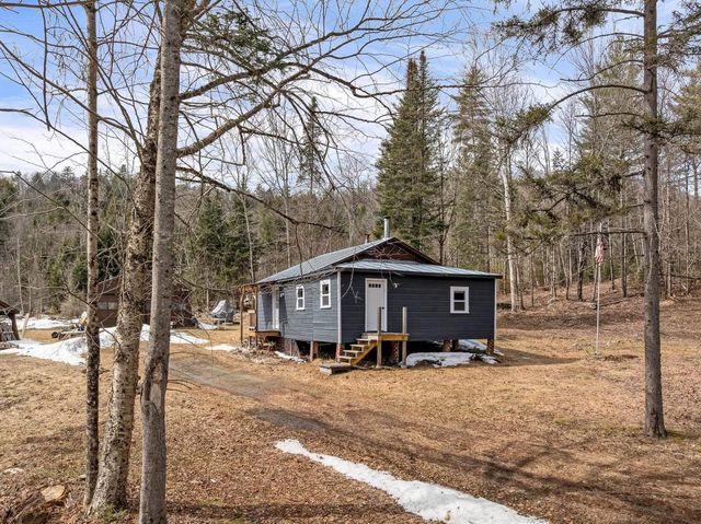 777 Tenney Pond Road, Newbury, VT 05051