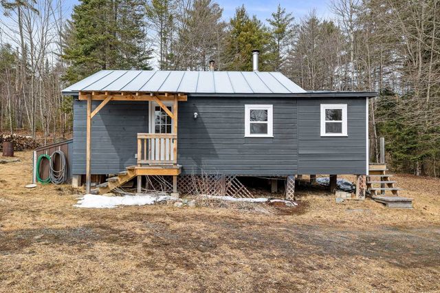 777 Tenney Pond Road, Newbury, VT 05051
