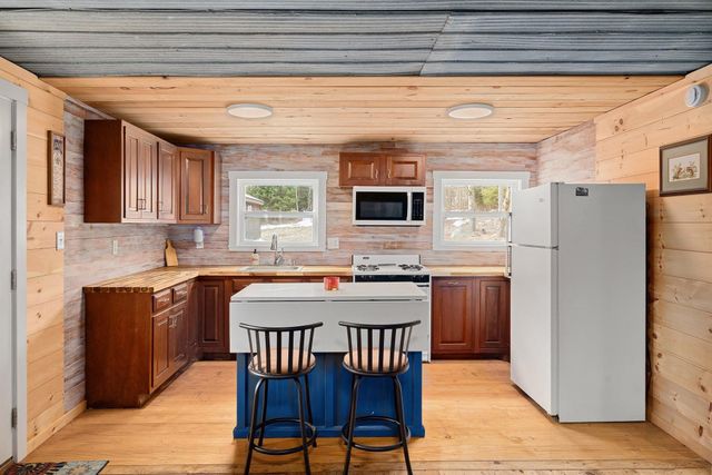 777 Tenney Pond Road, Newbury, VT 05051