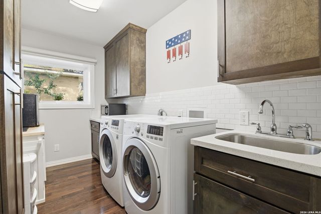 534 Woodcrest, San Antonio, TX 78209