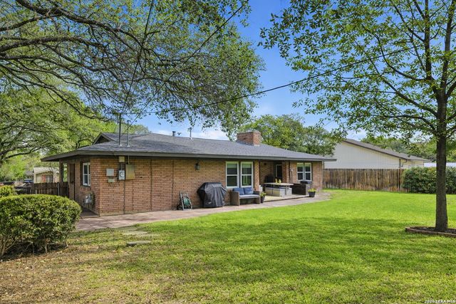 534 Woodcrest, San Antonio, TX 78209