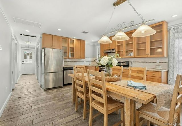 50 Furman Lane, Patchogue, NY 11772