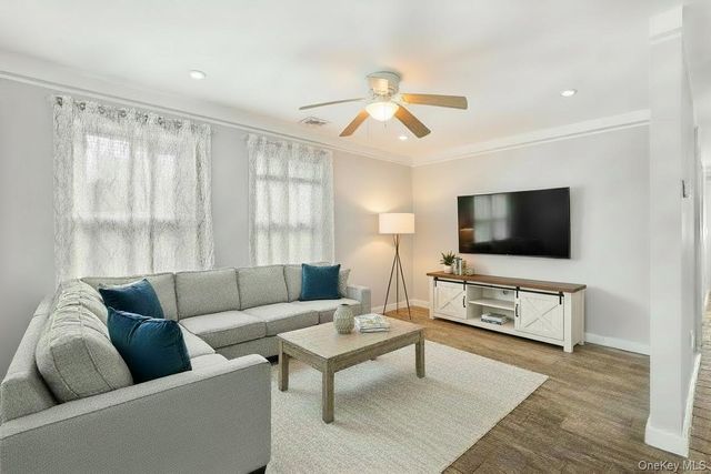 50 Furman Lane, Patchogue, NY 11772