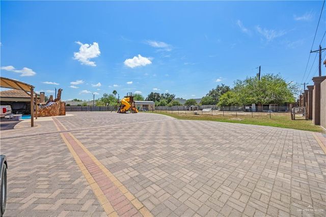 800 E Mile 3 Road, Mission, TX 78573