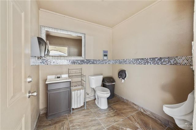 800 E Mile 3 Road, Mission, TX 78573