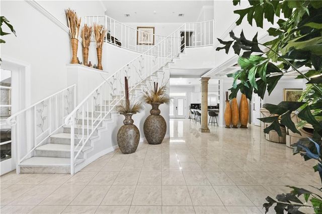 800 E Mile 3 Road, Mission, TX 78573