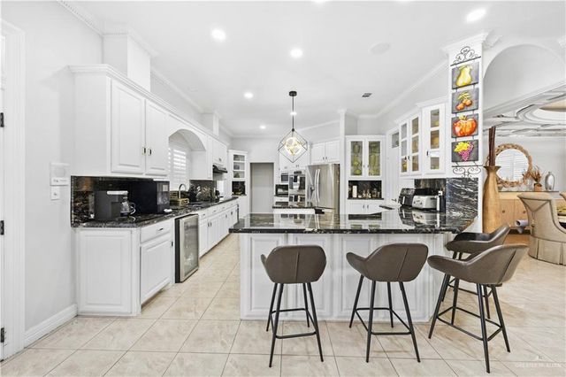 800 E Mile 3 Road, Mission, TX 78573