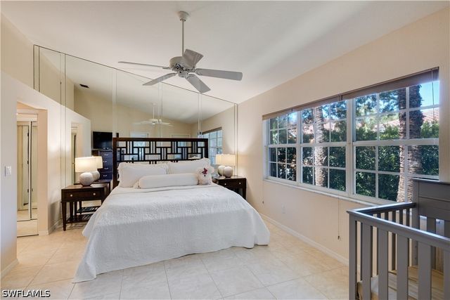 8420 Excalibur CIR R12, Naples, FL 34108