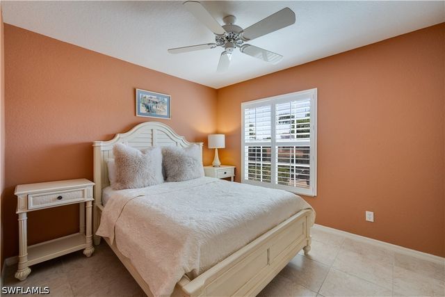 8420 Excalibur CIR R12, Naples, FL 34108
