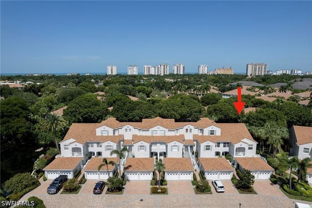 8420 Excalibur CIR R12, Naples, FL 34108