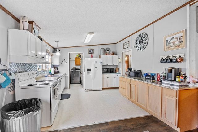 7176 Highway 412, Hindsville, AR 72738