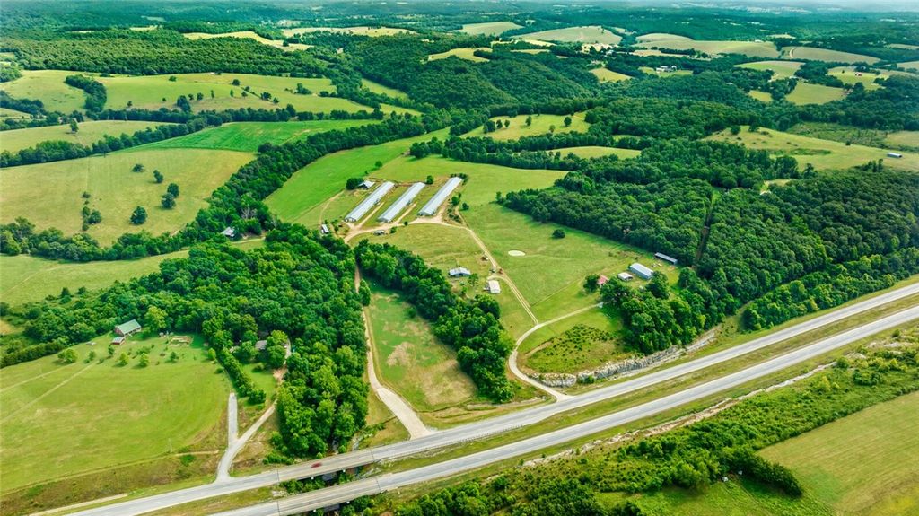 7176 Highway 412, Hindsville, AR 72738