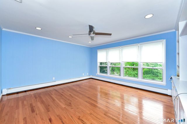 17 Grey Hollow Road, Norwalk, CT 06850