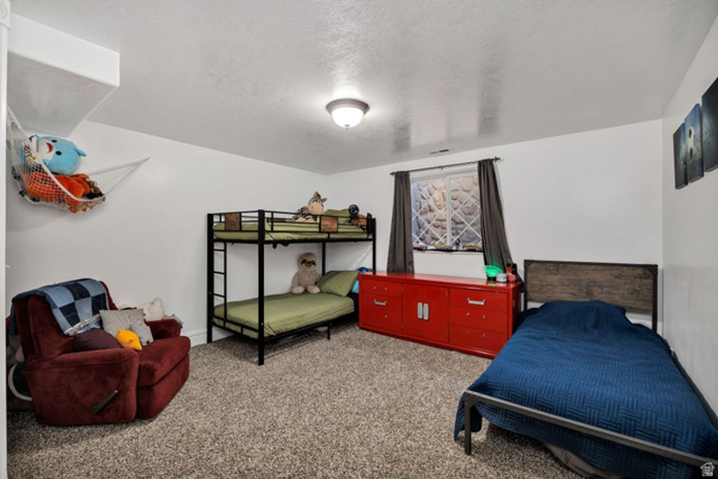 Image 13 of property listing at 410 COBBLESTONE DR, Providence, UT 84332
