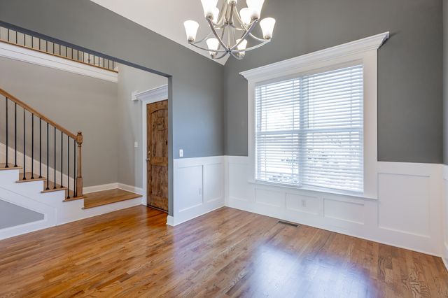 8125 Burgundy Circle, Chattanooga, TN 37421