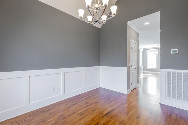 8125 Burgundy Circle, Chattanooga, TN 37421