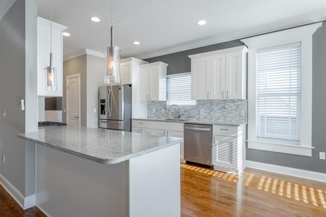 8125 Burgundy Circle, Chattanooga, TN 37421