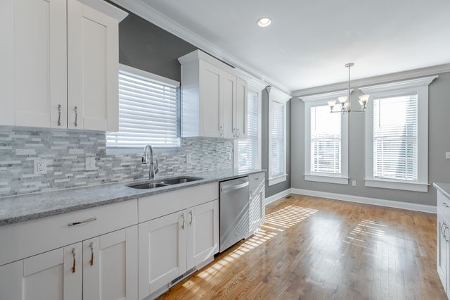 8125 Burgundy Circle, Chattanooga, TN 37421