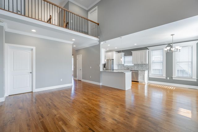 8125 Burgundy Circle, Chattanooga, TN 37421