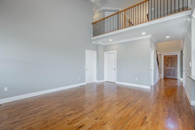 8125 Burgundy Circle, Chattanooga, TN 37421