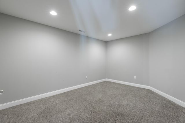 8125 Burgundy Circle, Chattanooga, TN 37421