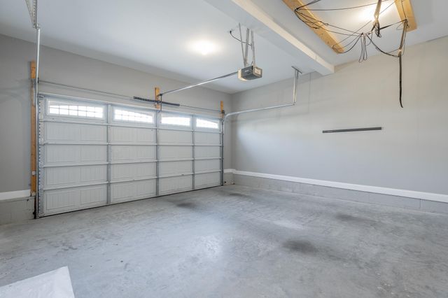 8125 Burgundy Circle, Chattanooga, TN 37421