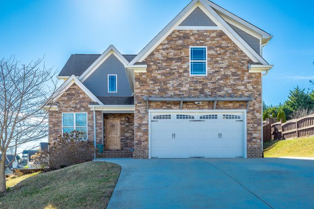 8125 Burgundy Circle, Chattanooga, TN 37421