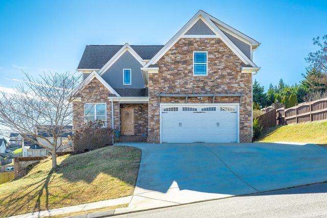 8125 Burgundy Circle, Chattanooga, TN 37421