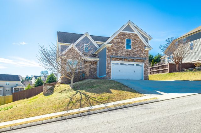 8125 Burgundy Circle, Chattanooga, TN 37421