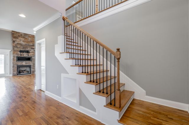 8125 Burgundy Circle, Chattanooga, TN 37421