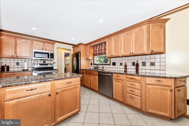 20432 GREENFIELD RD, Germantown, MD 20876