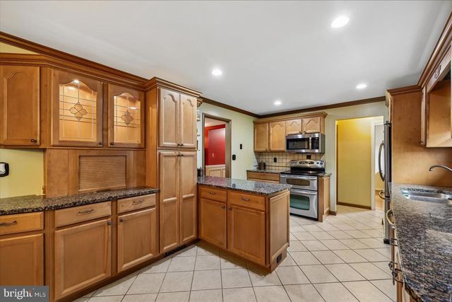 20432 GREENFIELD RD, Germantown, MD 20876
