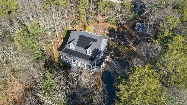 4 Robinwood Circle, Sandwich, MA 02644