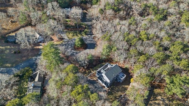 4 Robinwood Circle, Sandwich, MA 02644