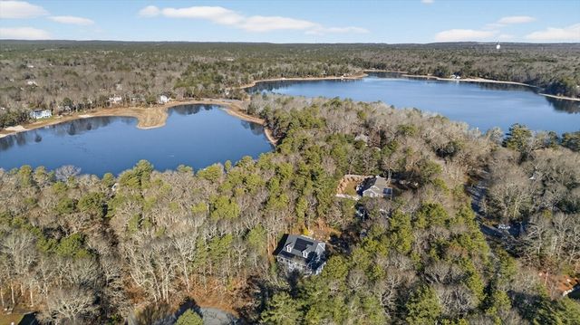 4 Robinwood Circle, Sandwich, MA 02644