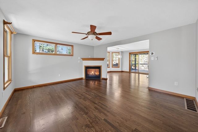 4 Robinwood Circle, Sandwich, MA 02644