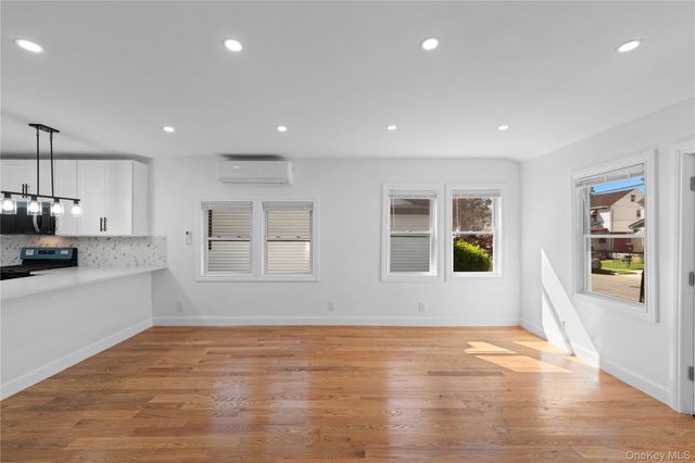 122-19 Lucas Street, Springfield Gardens, NY 11413