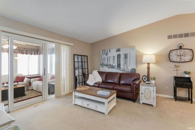 5803 Aberdeen Drive, South Bend, IN 46614