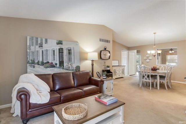 5803 Aberdeen Drive, South Bend, IN 46614