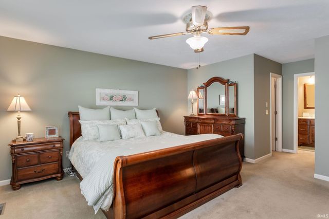 5803 Aberdeen Drive, South Bend, IN 46614