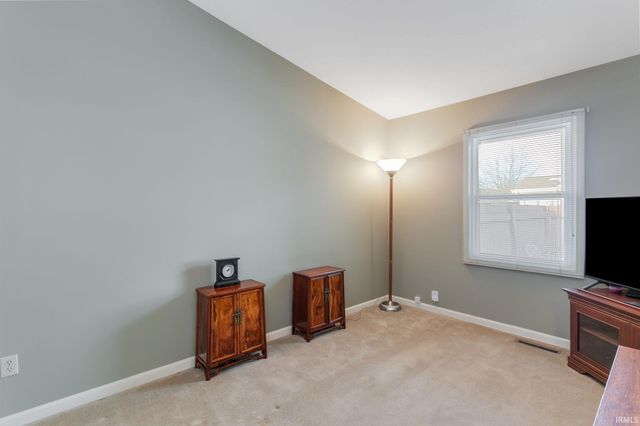 5803 Aberdeen Drive, South Bend, IN 46614