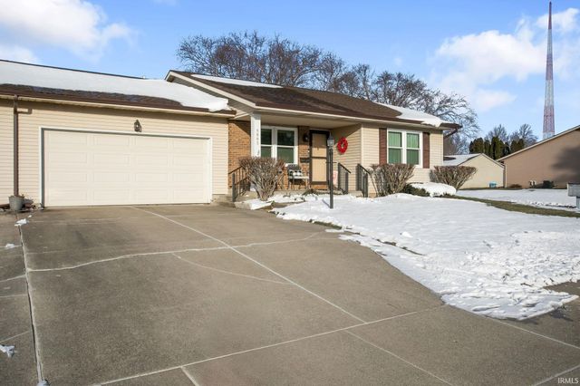 5803 Aberdeen Drive, South Bend, IN 46614