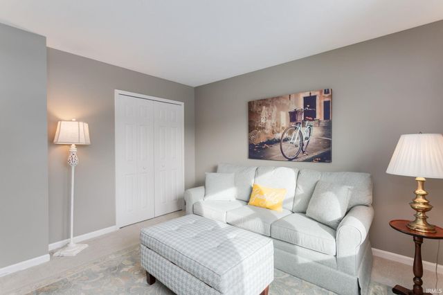 5803 Aberdeen Drive, South Bend, IN 46614