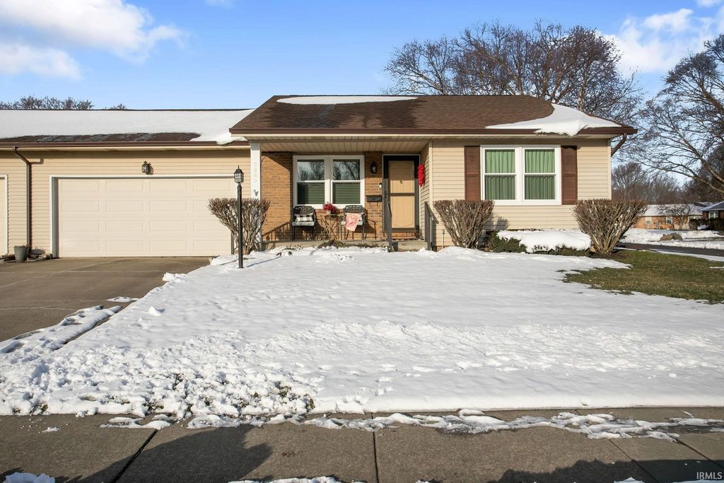 5803 Aberdeen Drive, South Bend, IN 46614