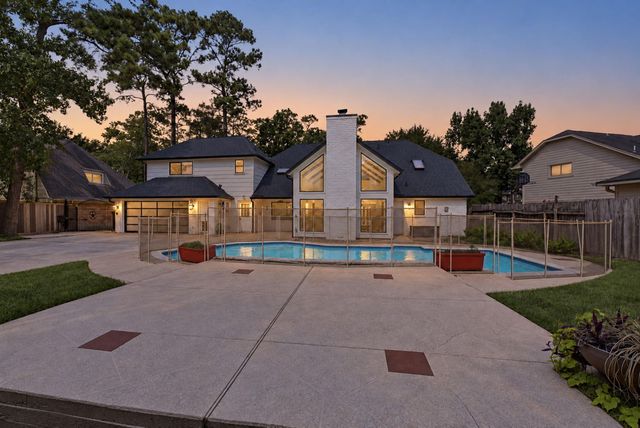 5911 Sandypine Court, Spring, TX 77379