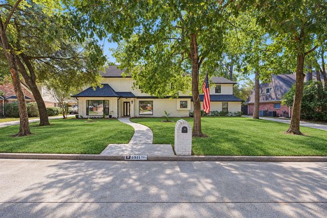 5911 Sandypine Court, Spring, TX 77379