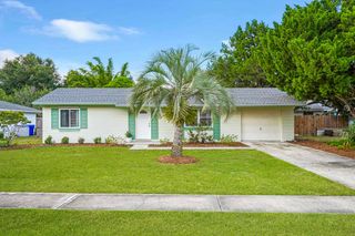 441 Altara Dr, St Augustine, FL 32086