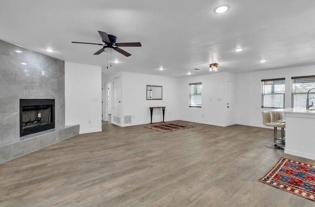 583 Hillcrest Circle, Gordonville, TX 76245