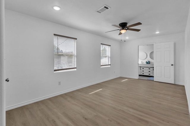 583 Hillcrest Circle, Gordonville, TX 76245